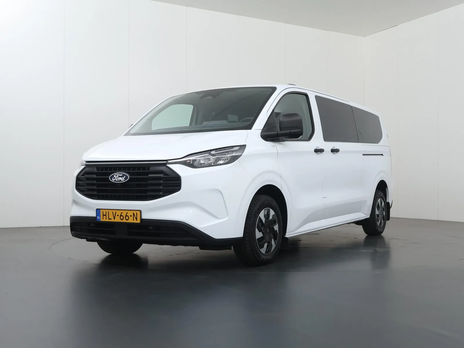 Ford Transit Custom (2025) — foto 1
