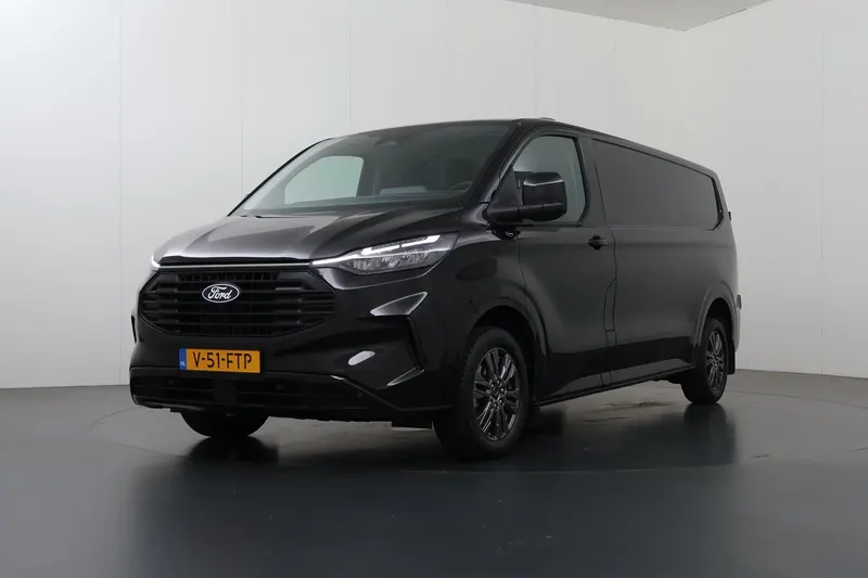 Ford Transit Custom (2024)