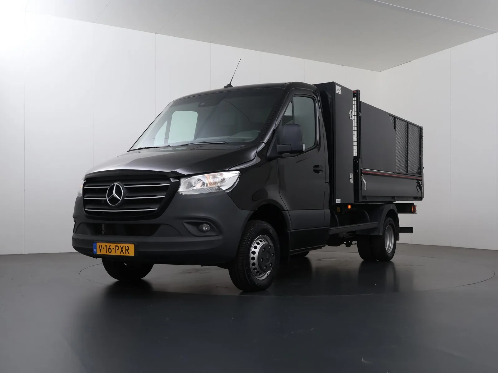 Mercedes-Benz Sprinter (2024) — foto 1