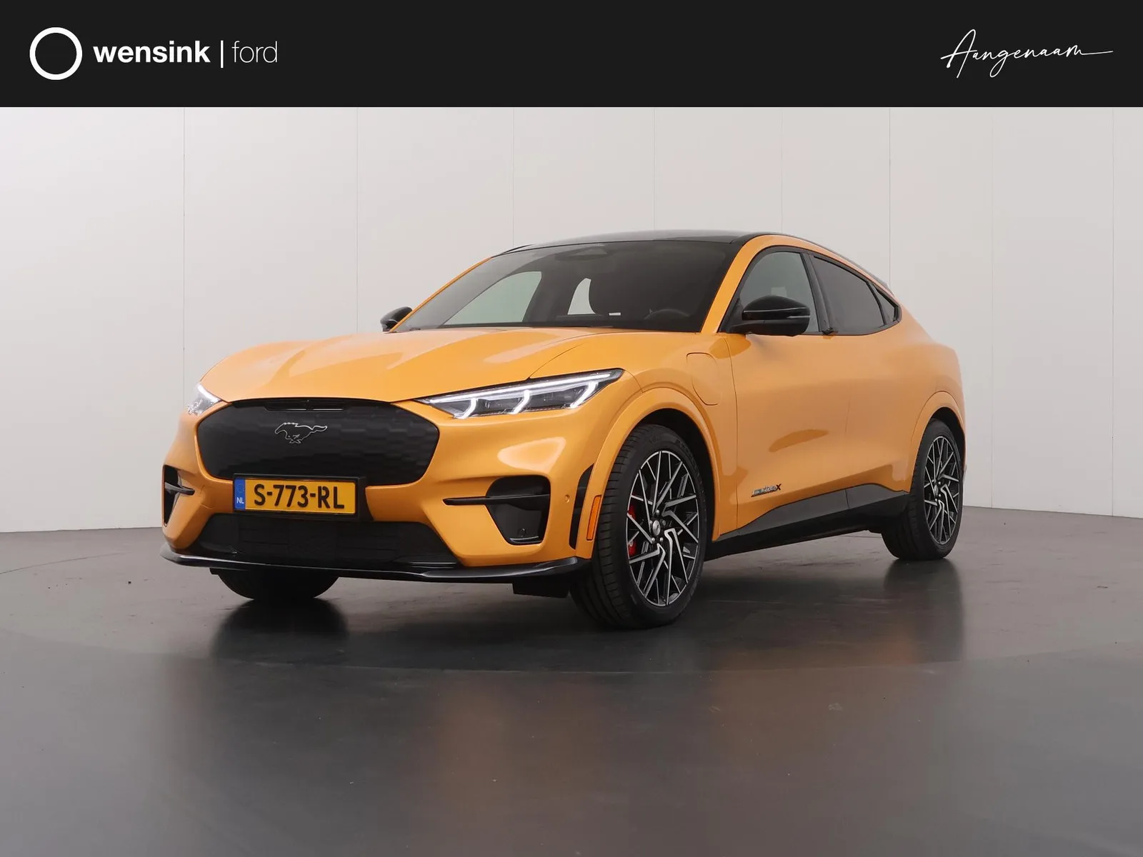 Ford Mustang (2023) — foto 1