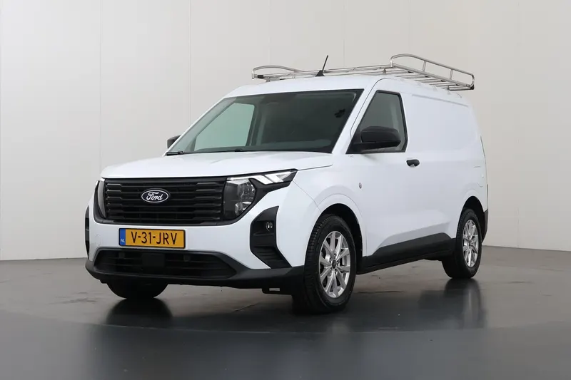Ford Transit Courier (2024)