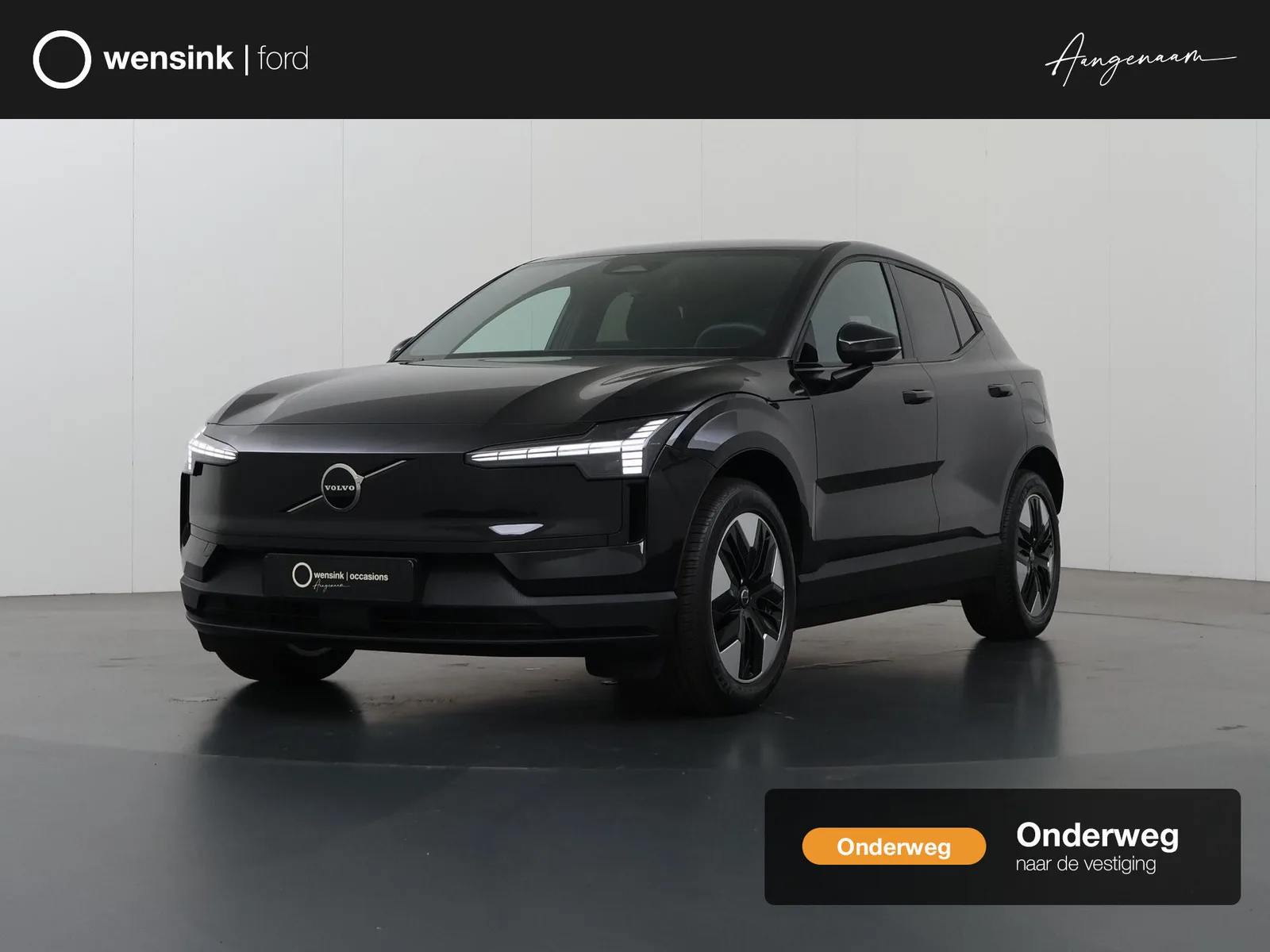 Volvo EX30 (2024) — foto 1