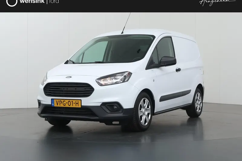Ford Transit Courier (2022)