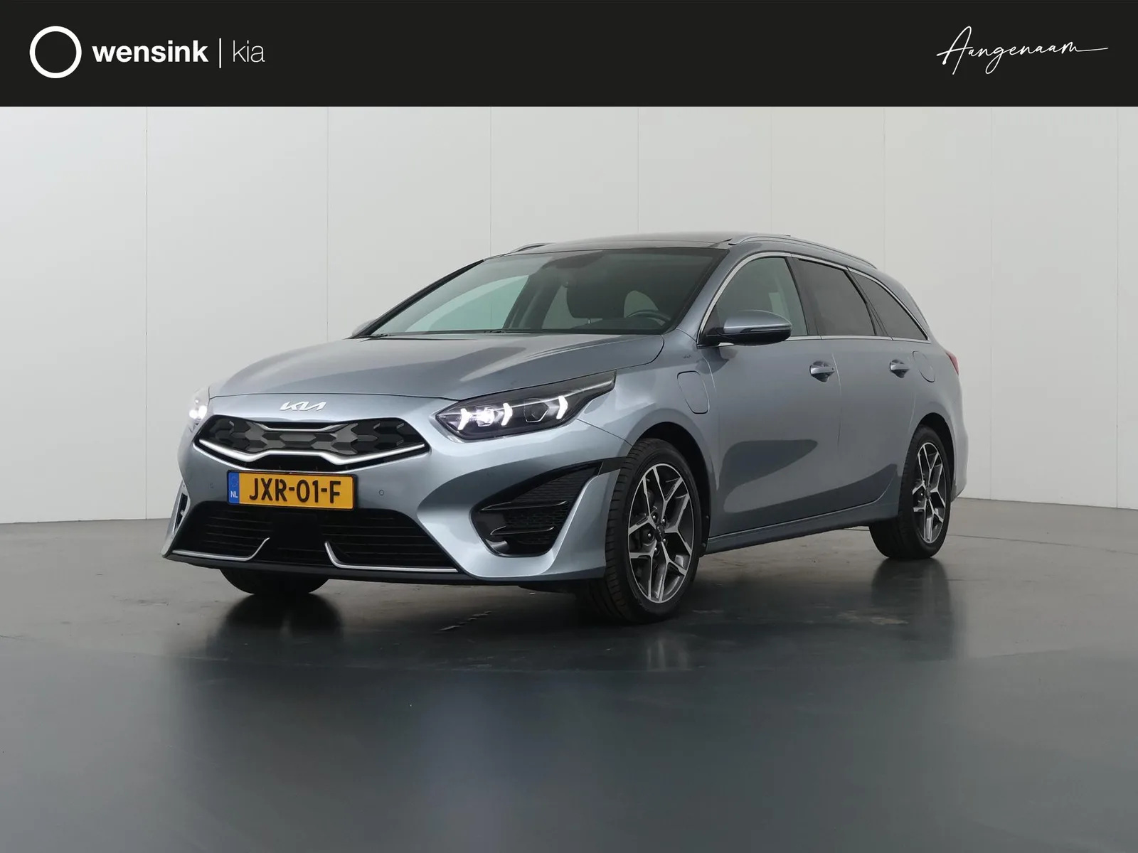 Kia Ceed Sportswagon (2022) — foto 1