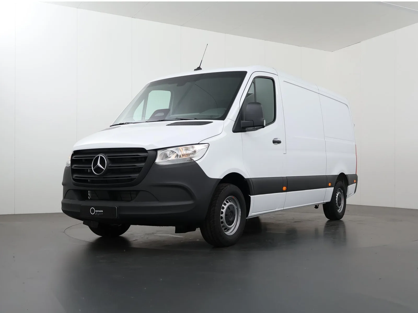 Mercedes-Benz Sprinter (2024) — foto 1