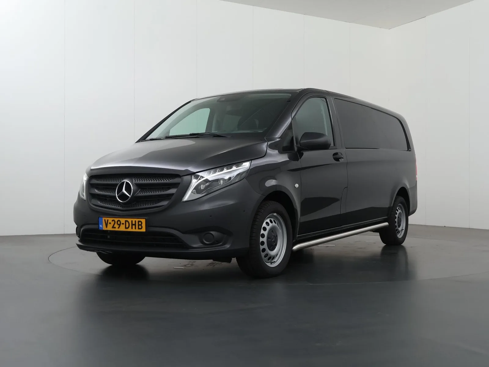 Mercedes-Benz Vito (2024) — foto 1