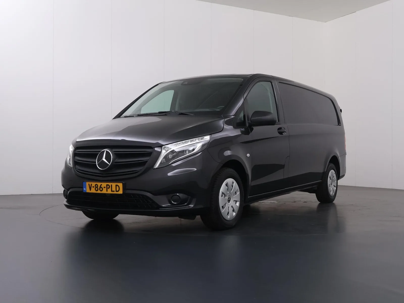 Mercedes-Benz Vito (2022) — foto 1