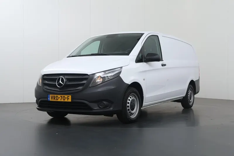 Mercedes-Benz Vito (2023)