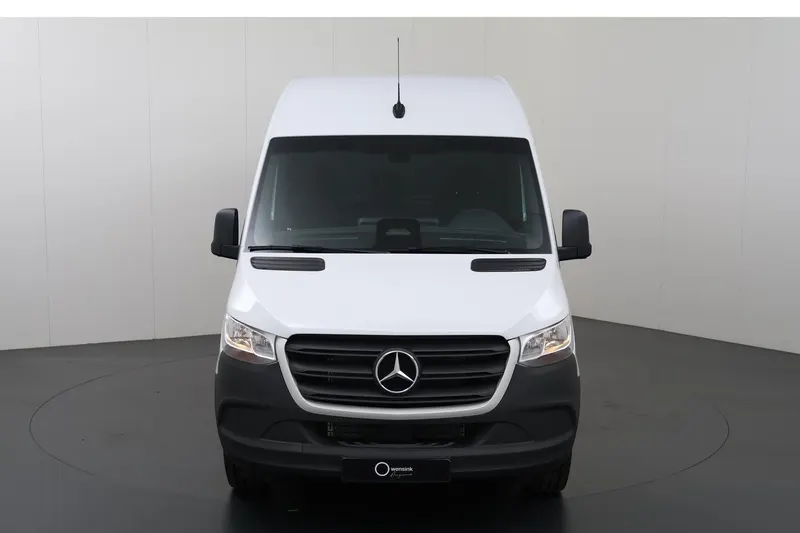 Mercedes-Benz Sprinter (2024)