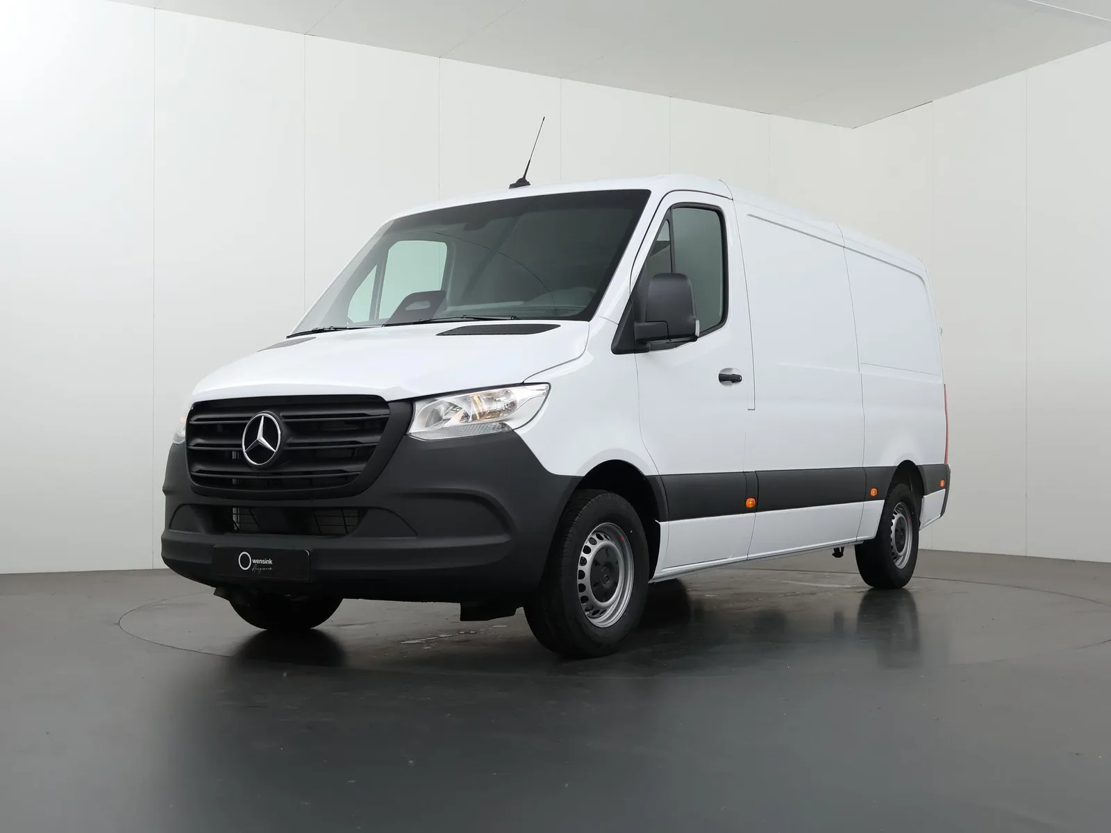 Mercedes-Benz Sprinter (2024) — foto 1