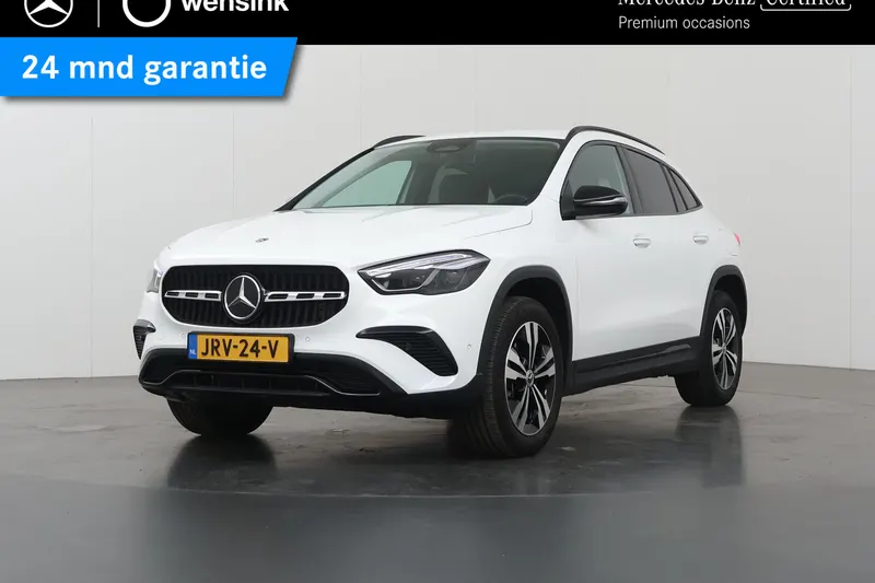 Mercedes-Benz GLA (2024)