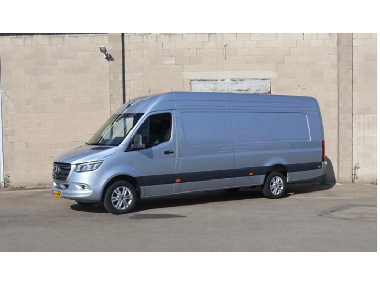 Mercedes-Benz Sprinter (2024) — foto 1