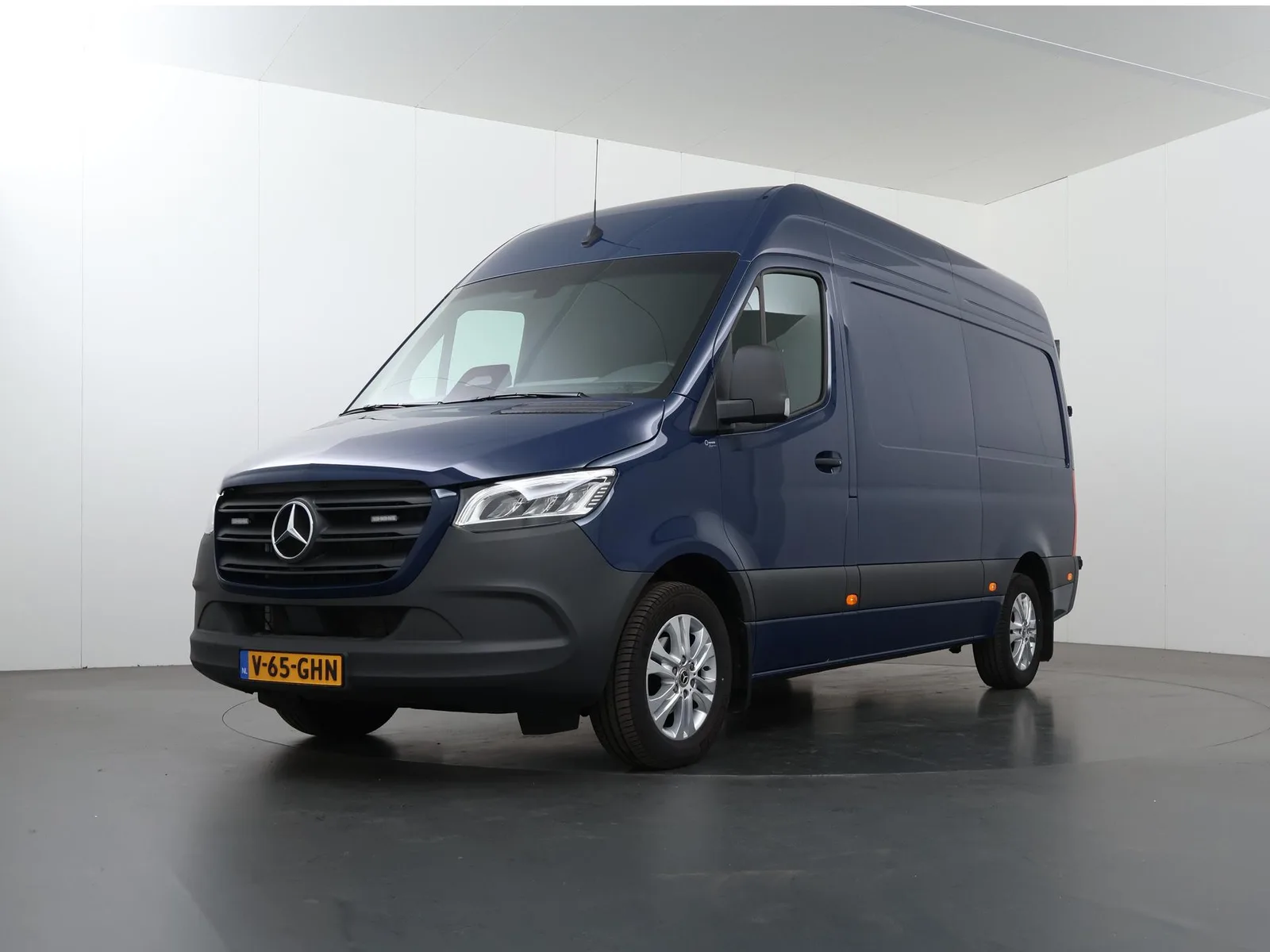 Mercedes-Benz Sprinter (2024) — foto 1