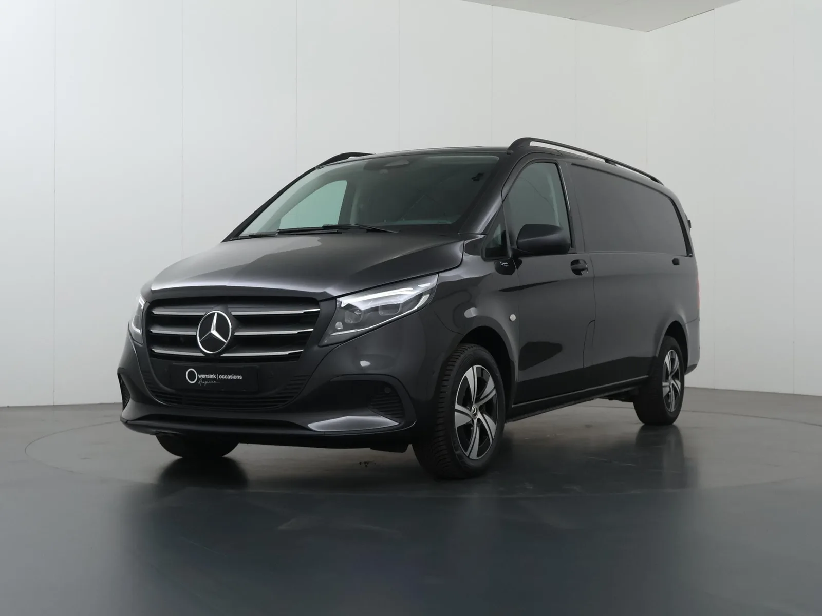 Mercedes-Benz Vito (2024) — foto 1