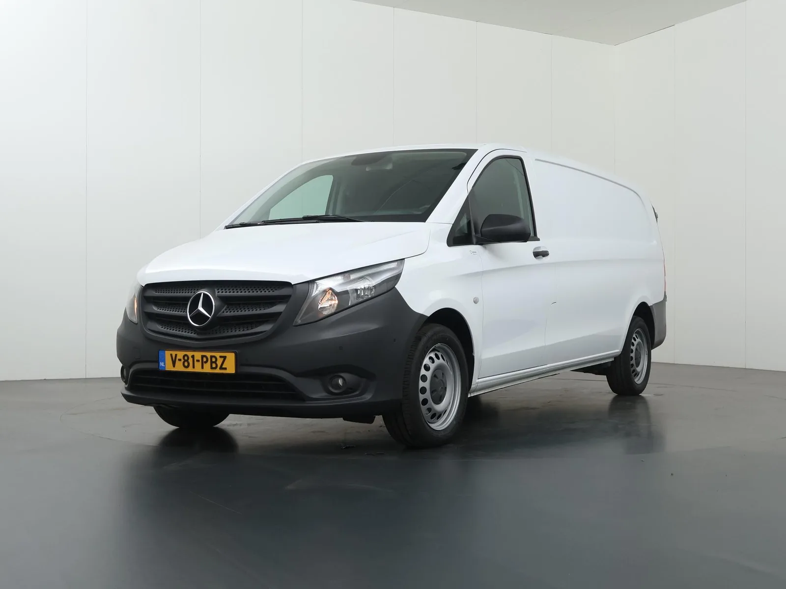 Mercedes-Benz Vito (2022) — foto 1
