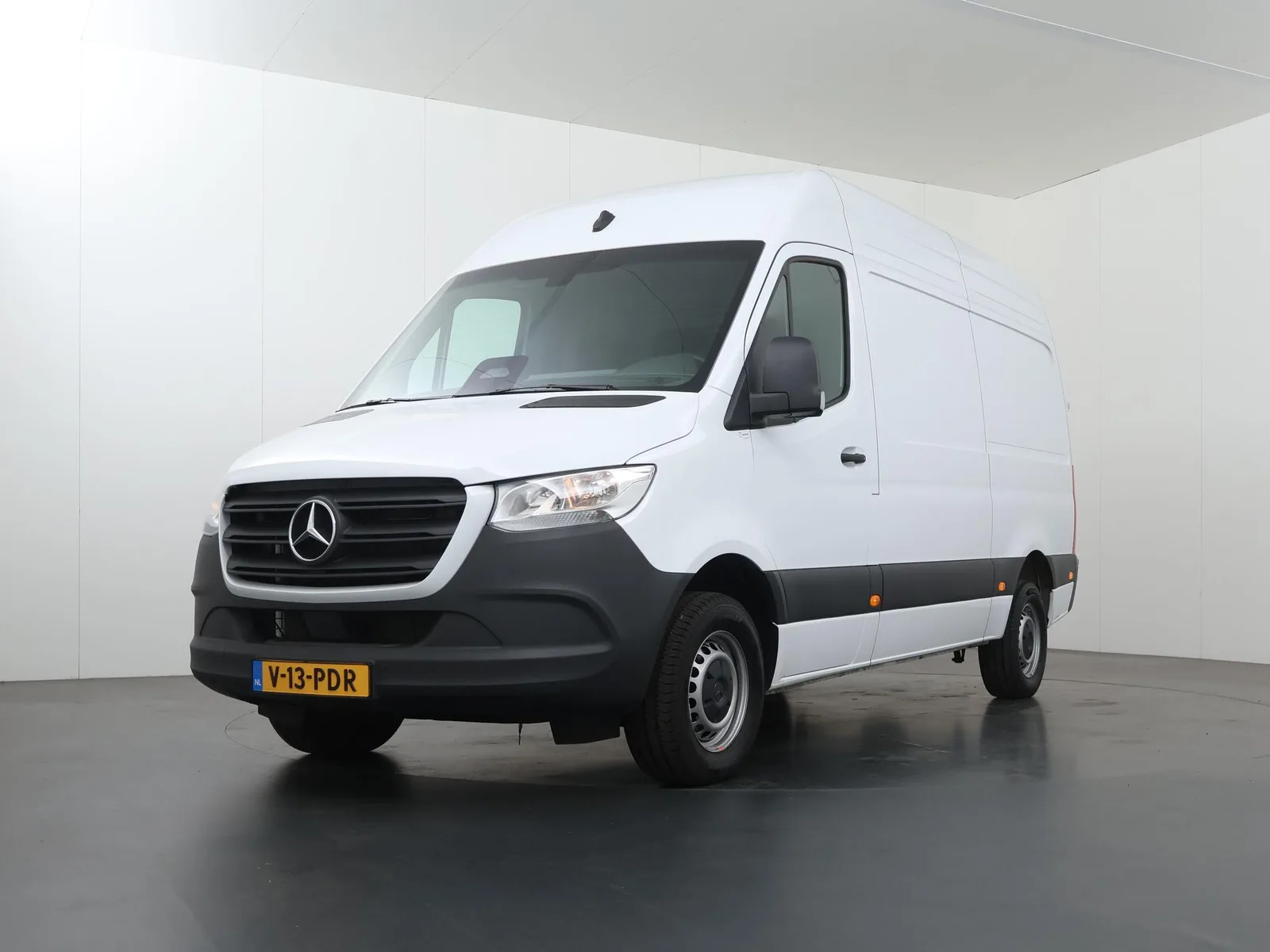 Mercedes-Benz Sprinter (2024) — foto 1