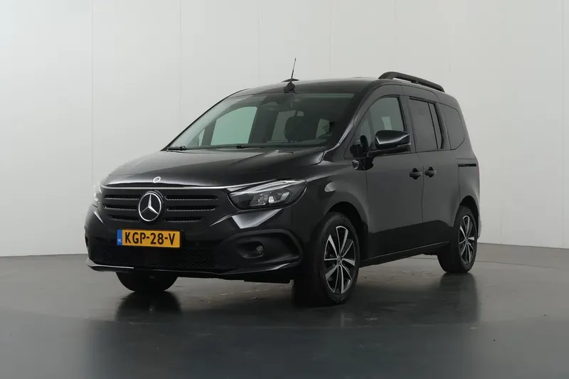 Mercedes-Benz EQT (2025)