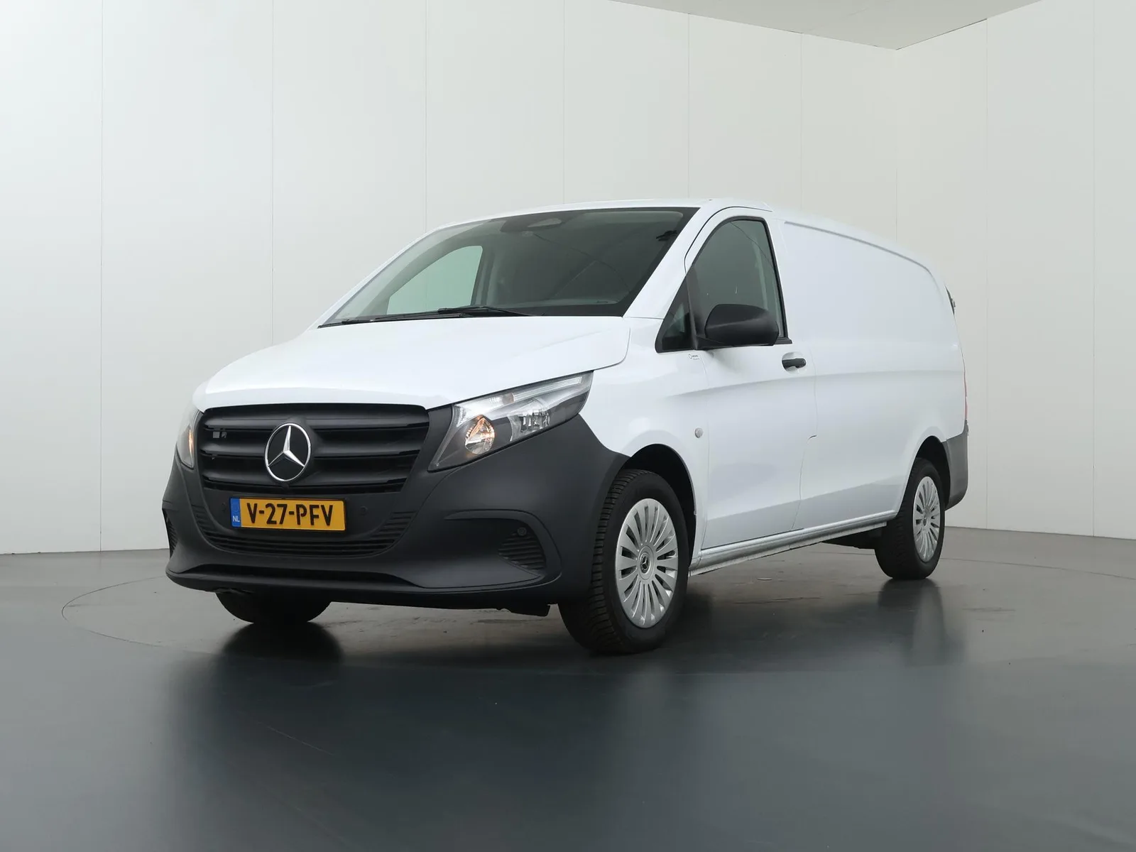 Mercedes-Benz Vito (2024) — foto 1