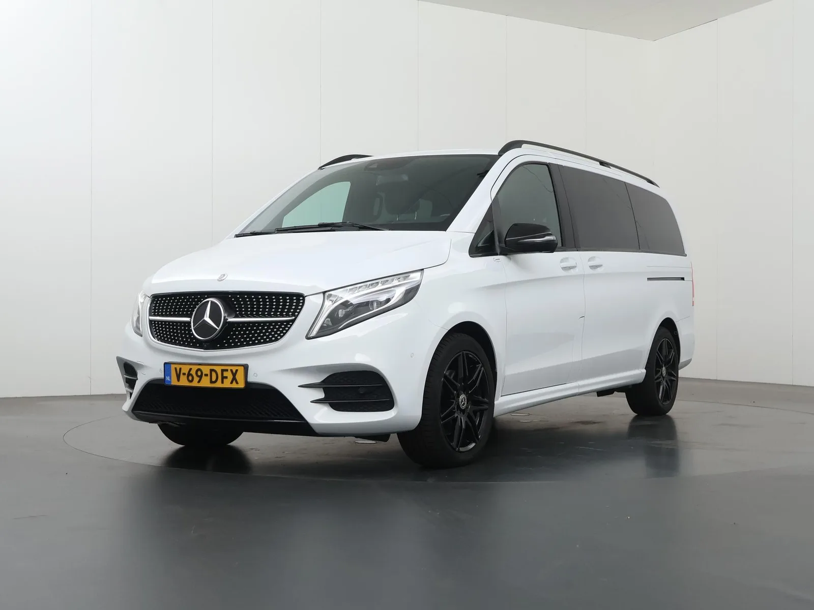 Mercedes-Benz V-Klasse (2021) — foto 1