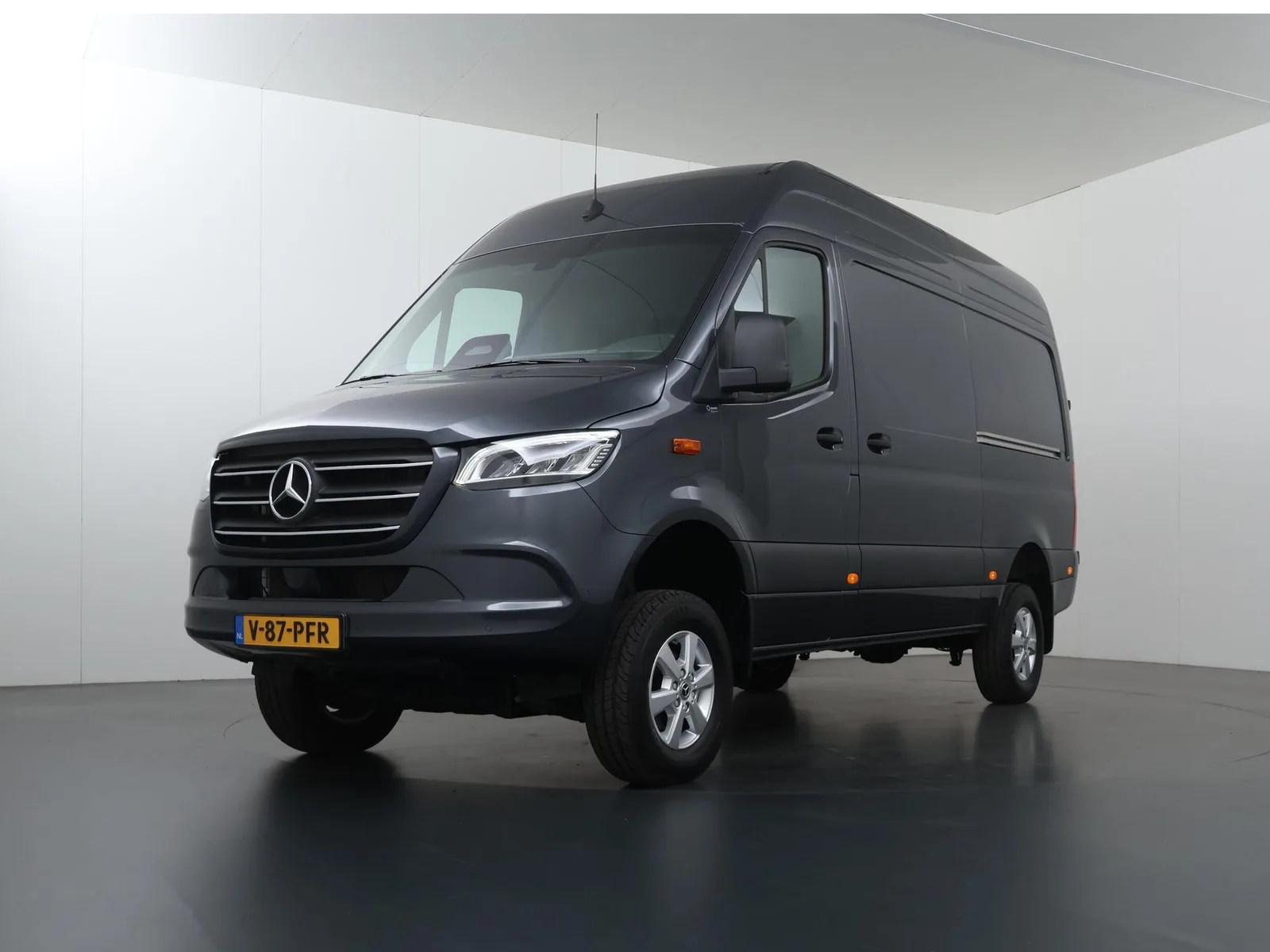 Mercedes-Benz Sprinter (2024) — foto 1