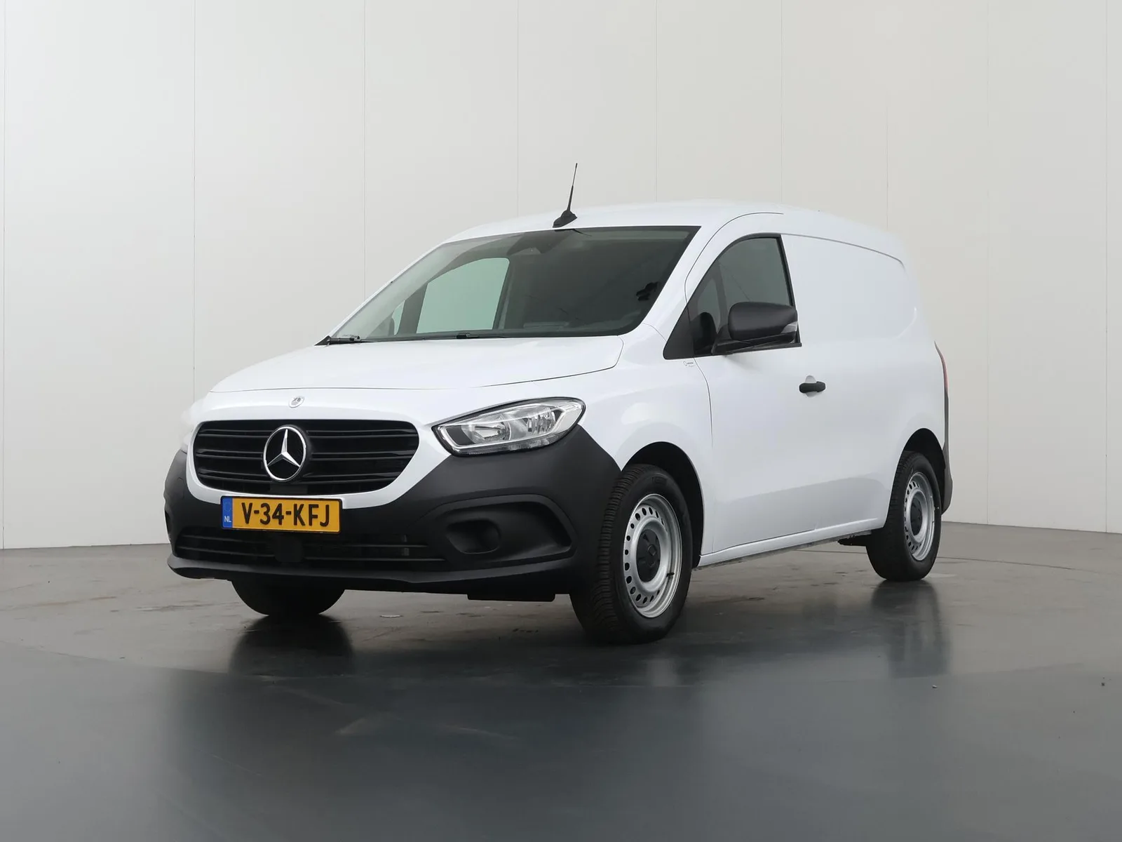 Mercedes-Benz Citan (2024) — foto 1