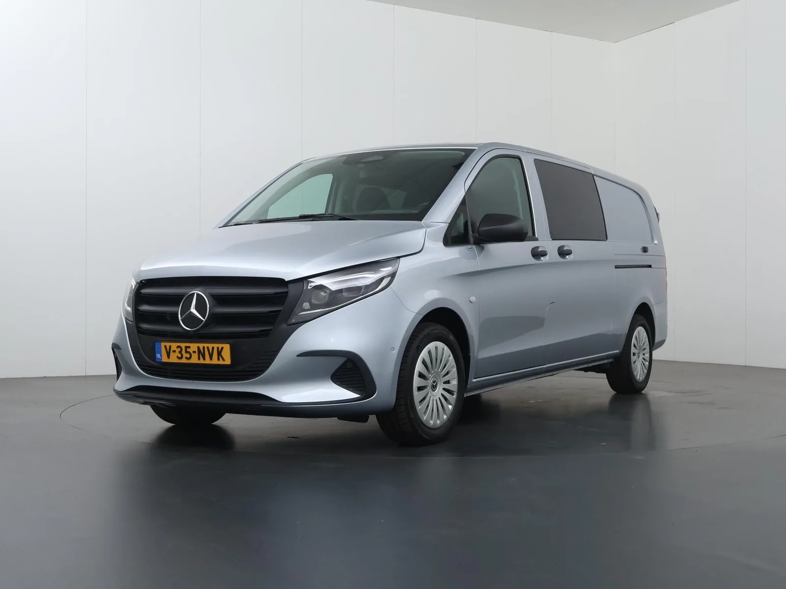 Mercedes-Benz Vito (2024) — foto 1