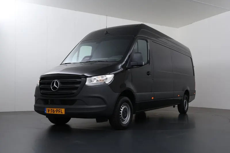 Mercedes-Benz Sprinter (2024)