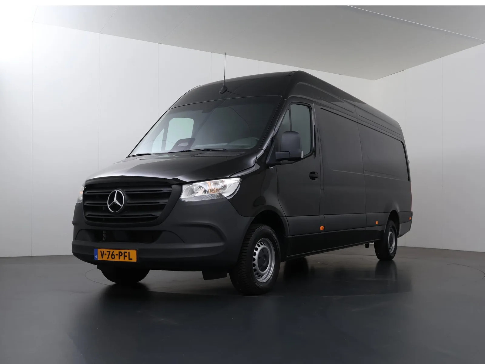 Mercedes-Benz Sprinter (2024) — foto 1