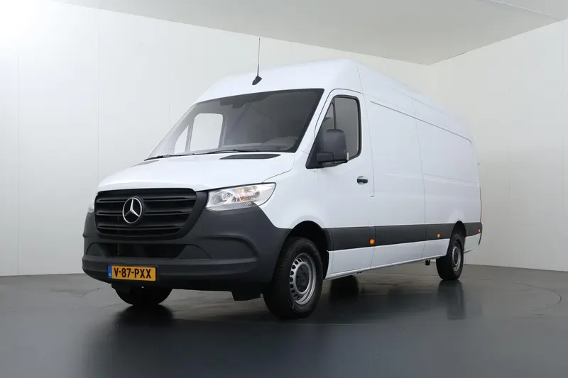 Mercedes-Benz Sprinter (2024)
