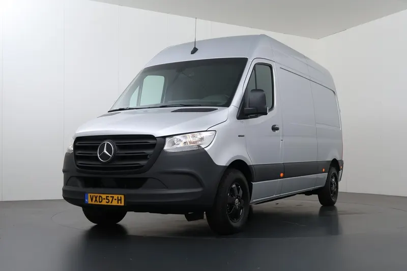 Mercedes-Benz eSprinter (2023)