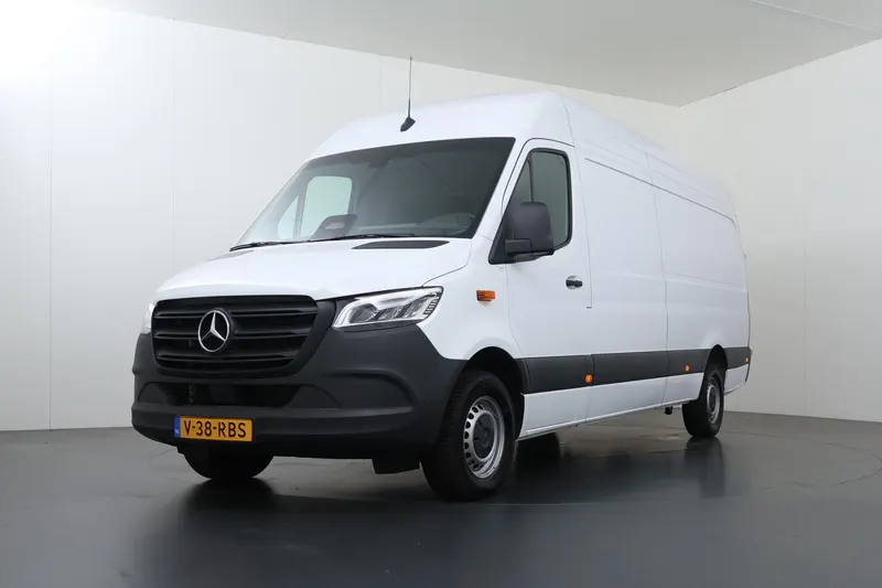 Mercedes-Benz Sprinter (2024)