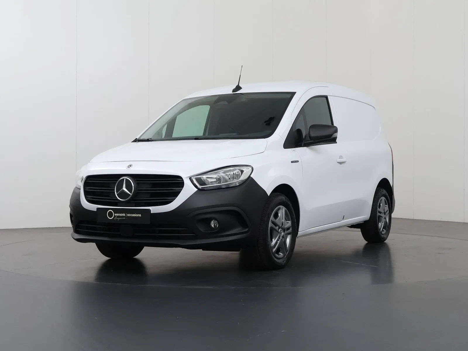 Mercedes-Benz eCitan (2024) — foto 1