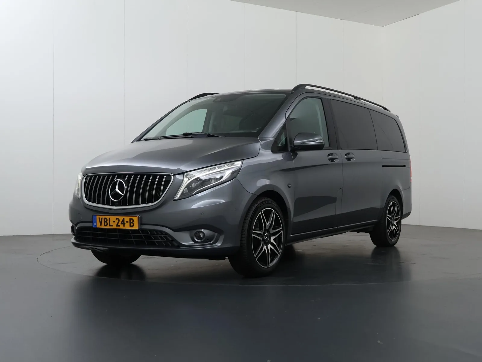 Mercedes-Benz Vito (2019) — foto 1