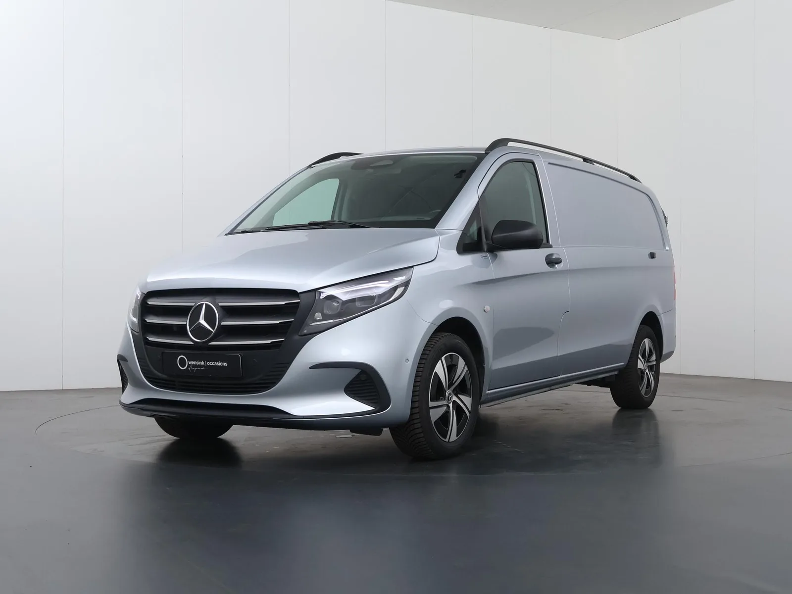 Mercedes-Benz Vito (2024) — foto 1