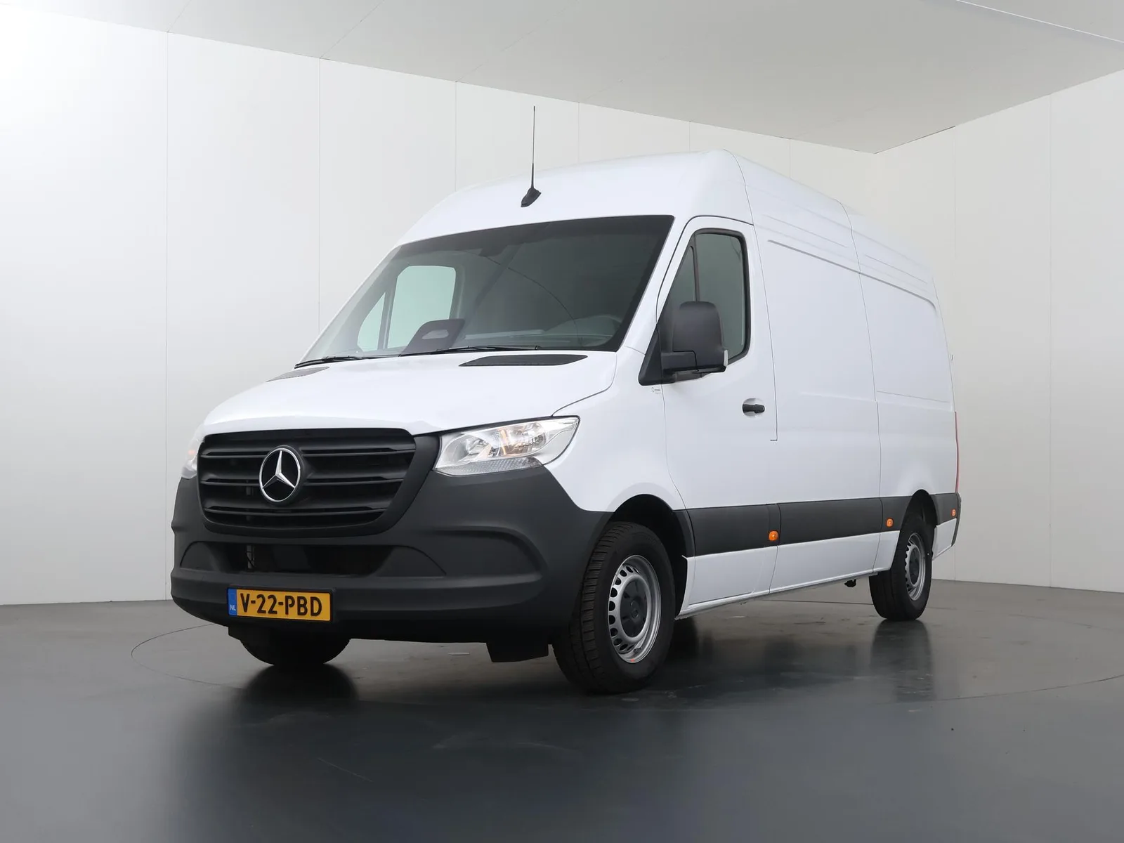 Mercedes-Benz Sprinter (2024) — foto 1