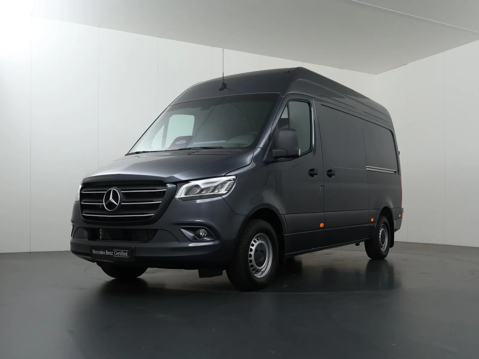 Mercedes-Benz Sprinter (2024) — foto 1