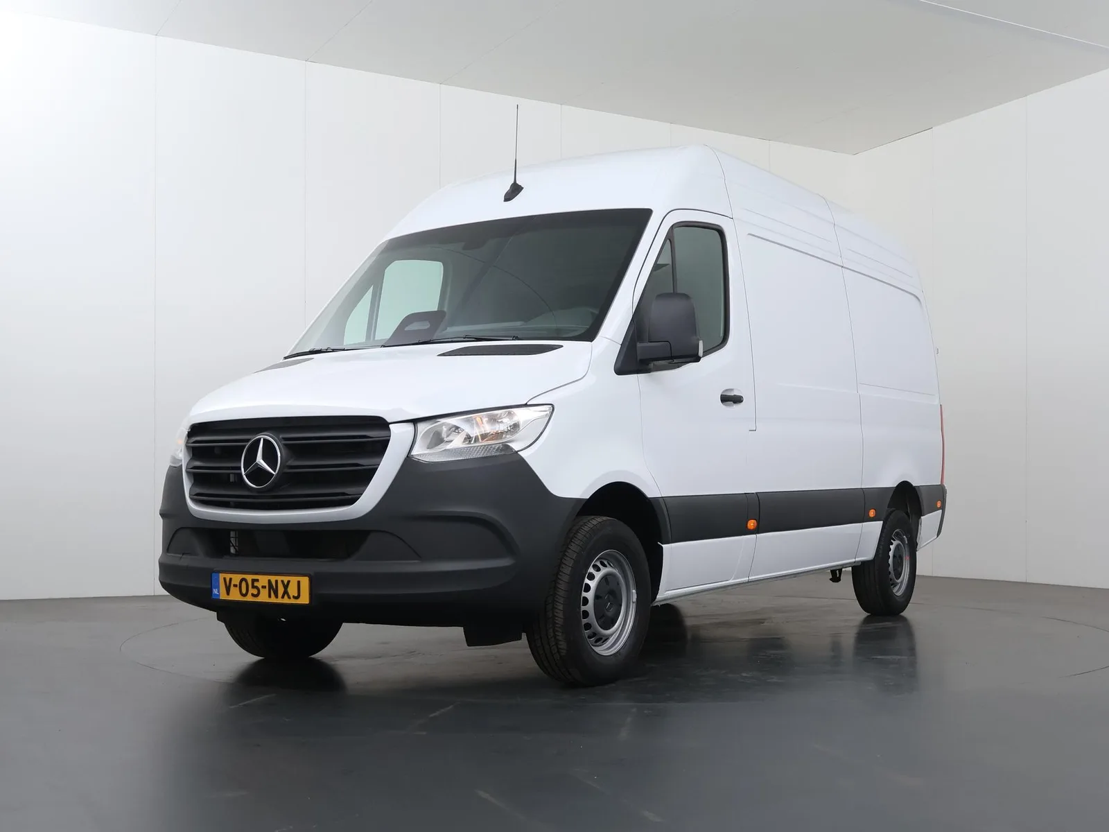 Mercedes-Benz Sprinter (2024) — foto 1