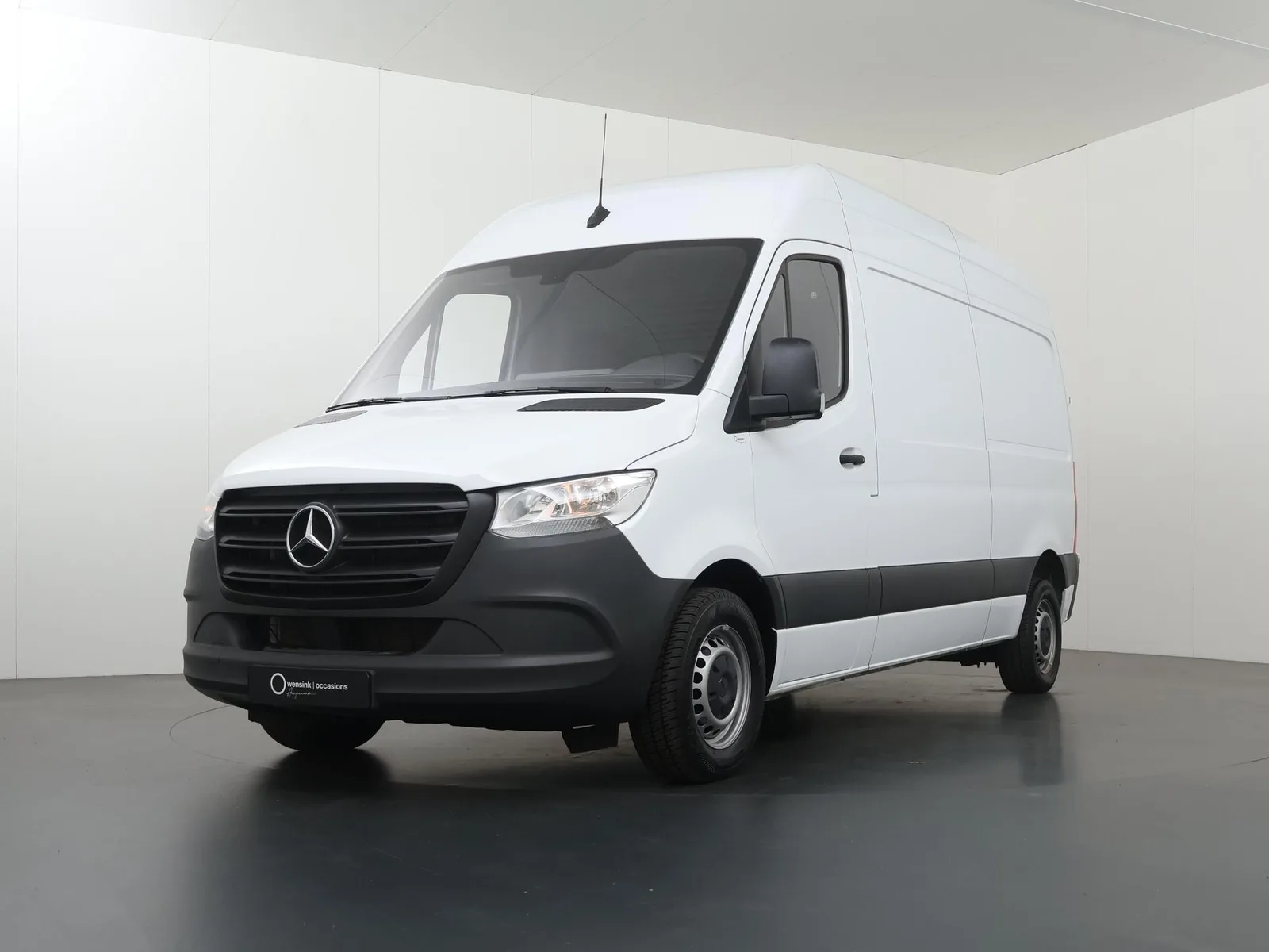 Mercedes-Benz Sprinter (2024) — foto 1