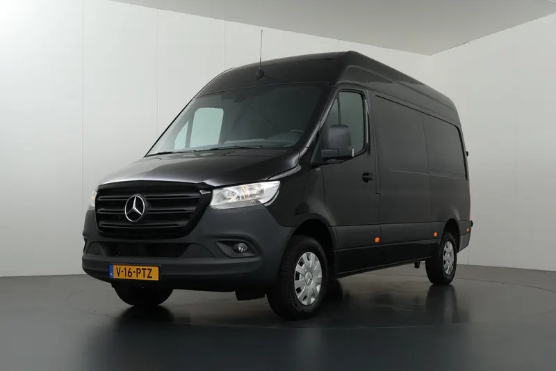 Mercedes-Benz Sprinter (2023)