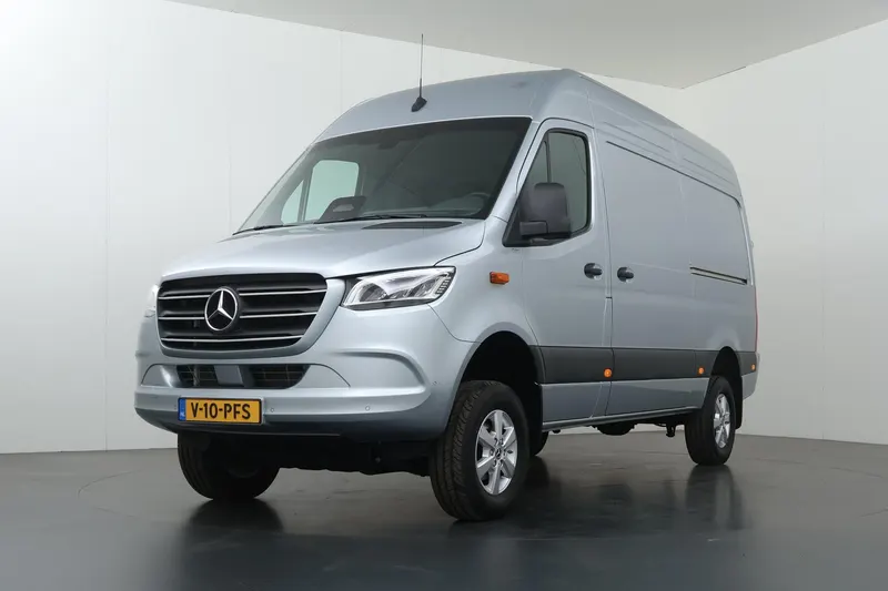 Mercedes-Benz Sprinter (2024)