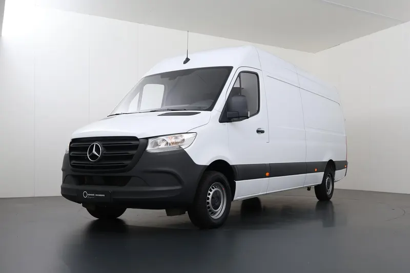 Mercedes-Benz Sprinter (2024)