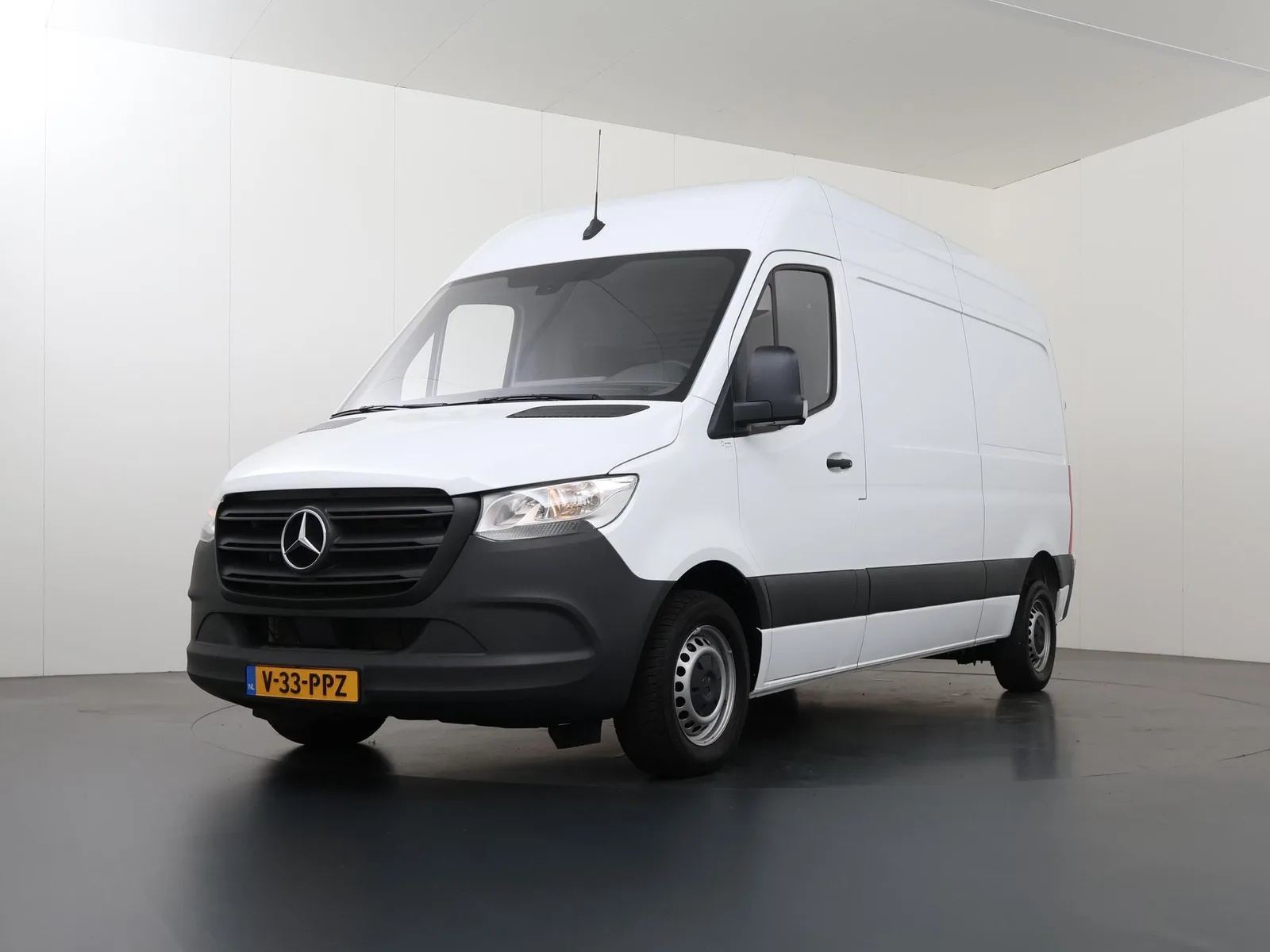 Mercedes-Benz Sprinter (2024) — foto 1