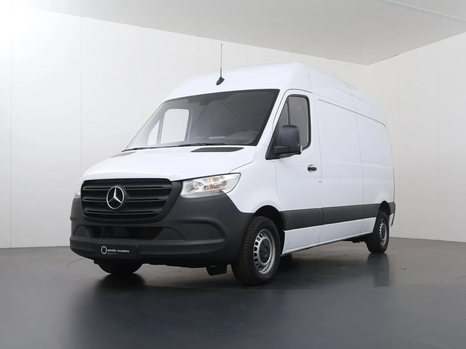Mercedes-Benz Sprinter (2024) — foto 1
