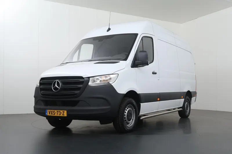 Mercedes-Benz Sprinter (2023)