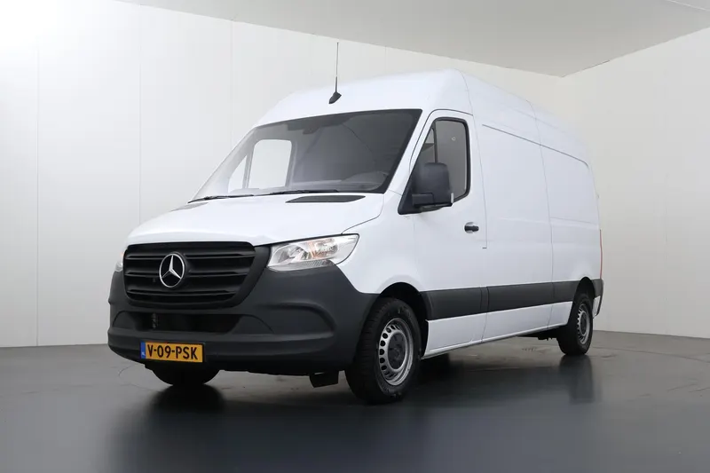 Mercedes-Benz Sprinter (2024)