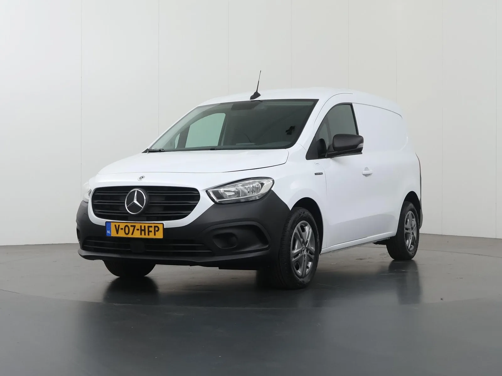 Mercedes-Benz eCitan (2024) — foto 1