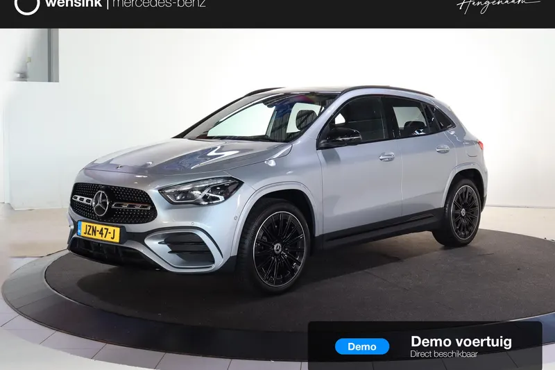 Mercedes-Benz GLA (2026)