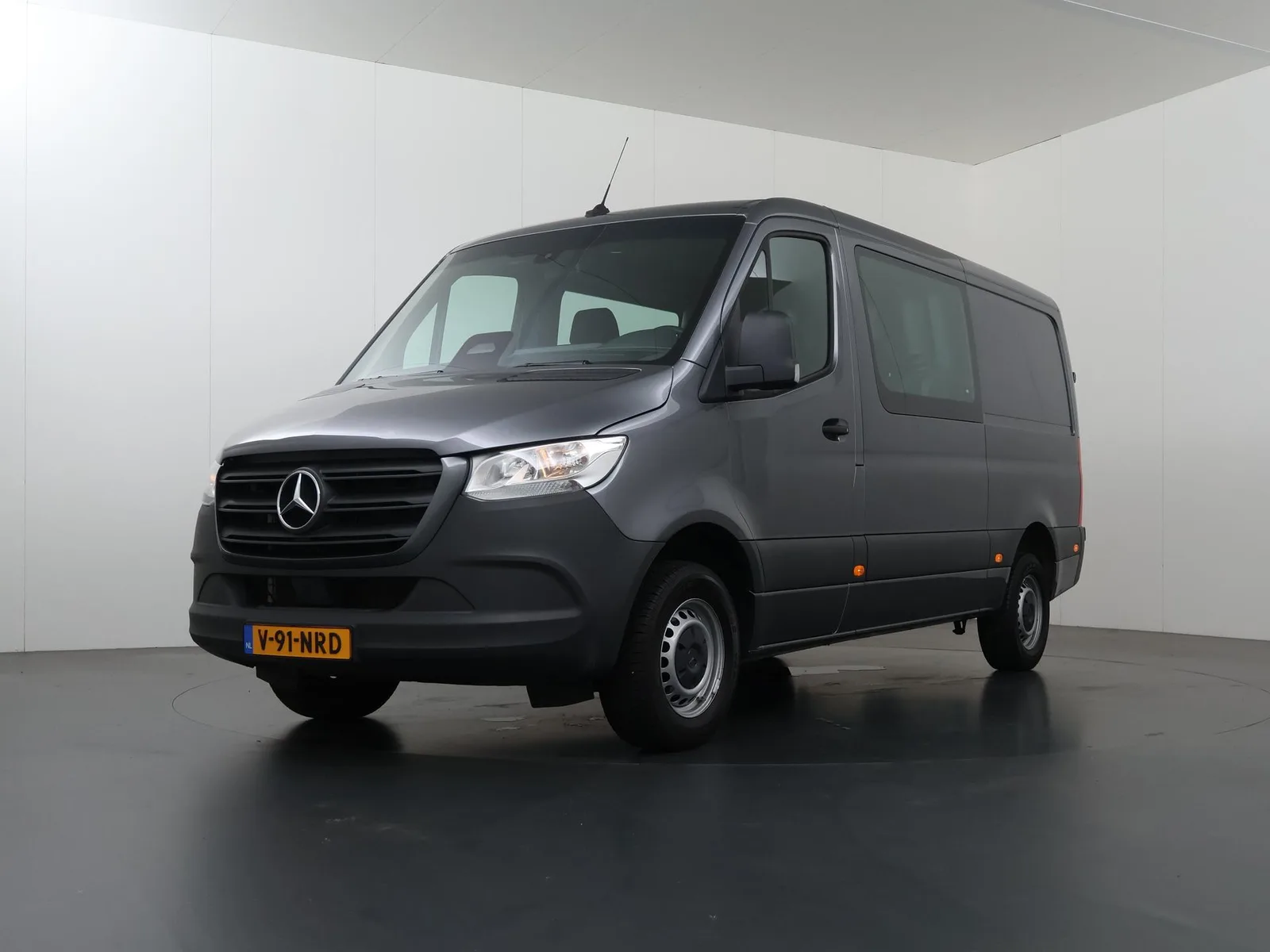 Mercedes-Benz Sprinter (2024) — foto 1