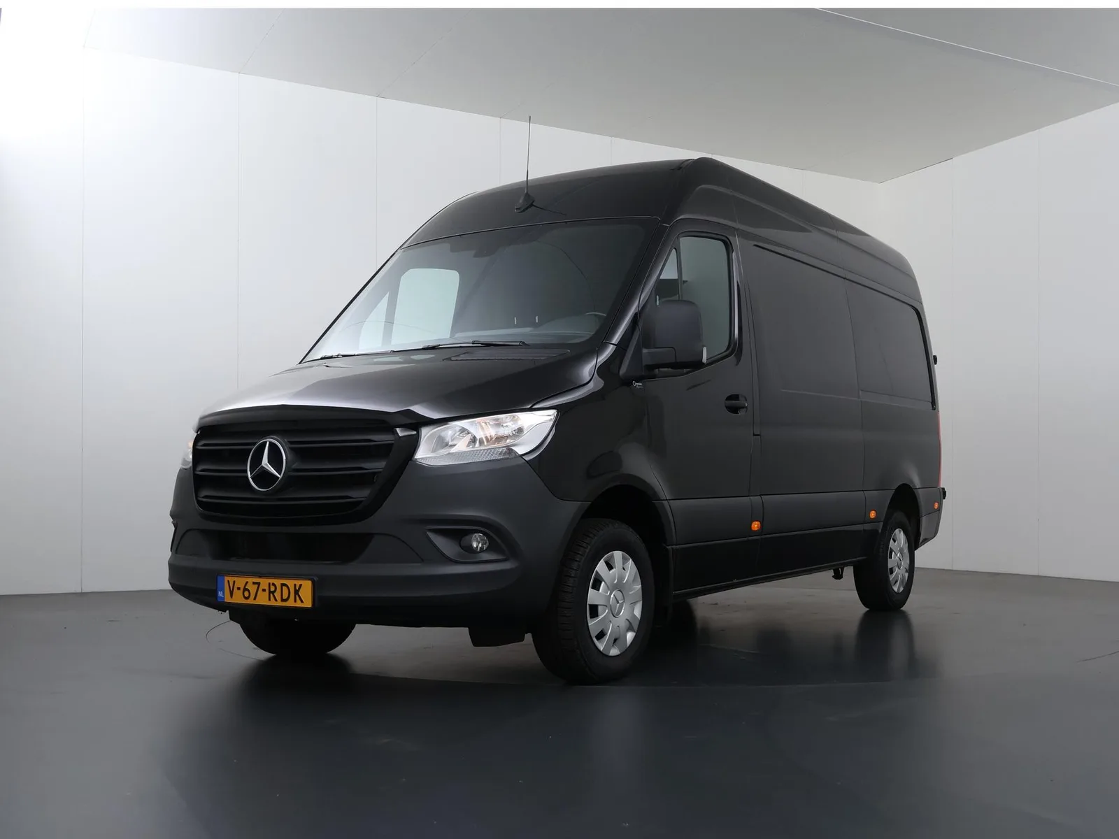 Mercedes-Benz Sprinter (2023) — foto 1
