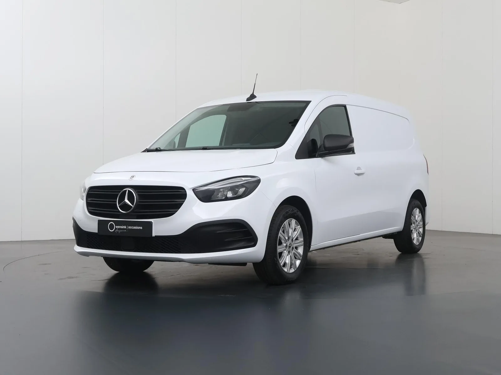 Mercedes-Benz Citan (2024) — foto 1